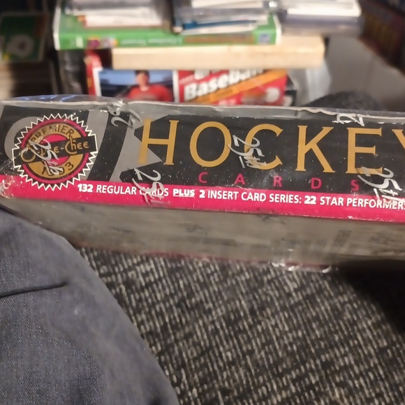 O-pee-chee premier hockey 1993 unopened 36 sealed pack box brand new Shirked wra - Picture 8 of 11